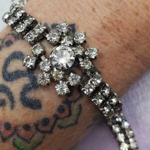 Vintage Rhinestone Bracelet 50s Glamour Sparkle And Charm